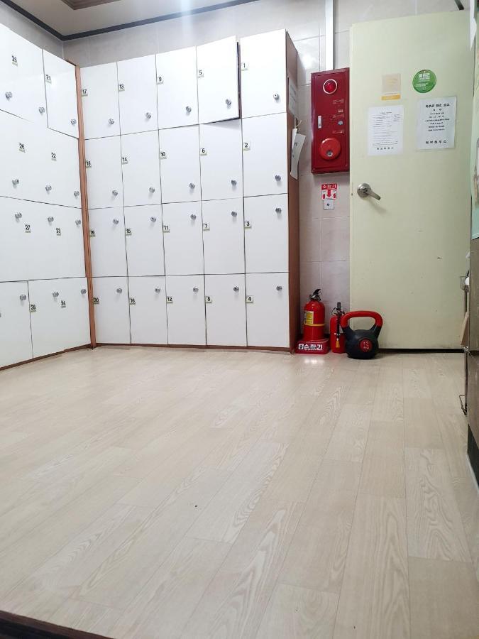 Хостел Hub House Livingtel Сеул Экстерьер фото